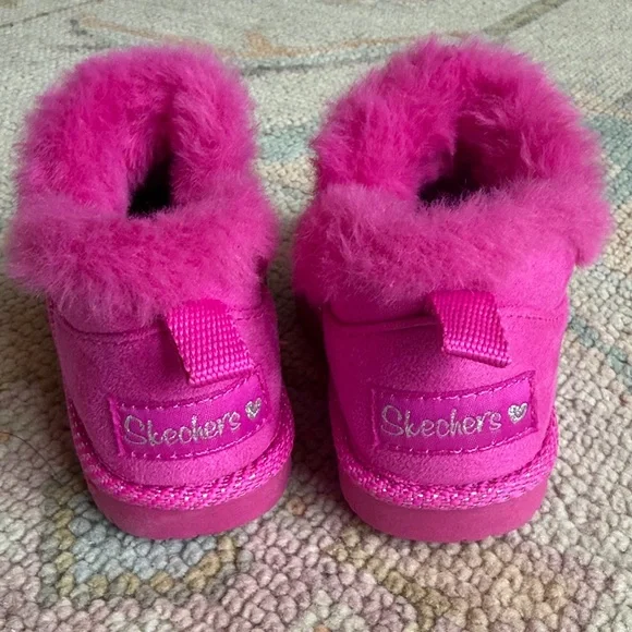 Skechers Kids Pink Heart Boots - Picture 4 of 4